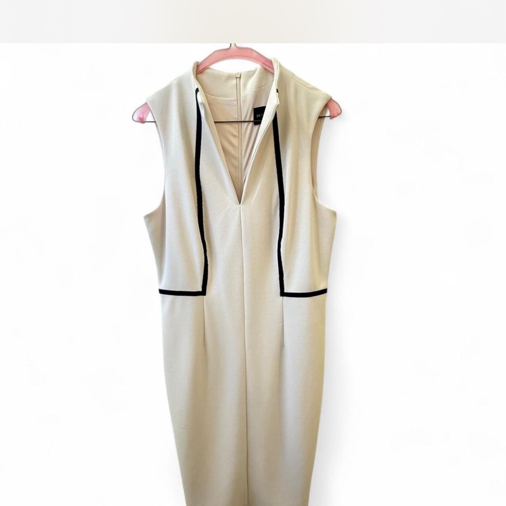 Donna Morgan Cream and Black Midi Dress